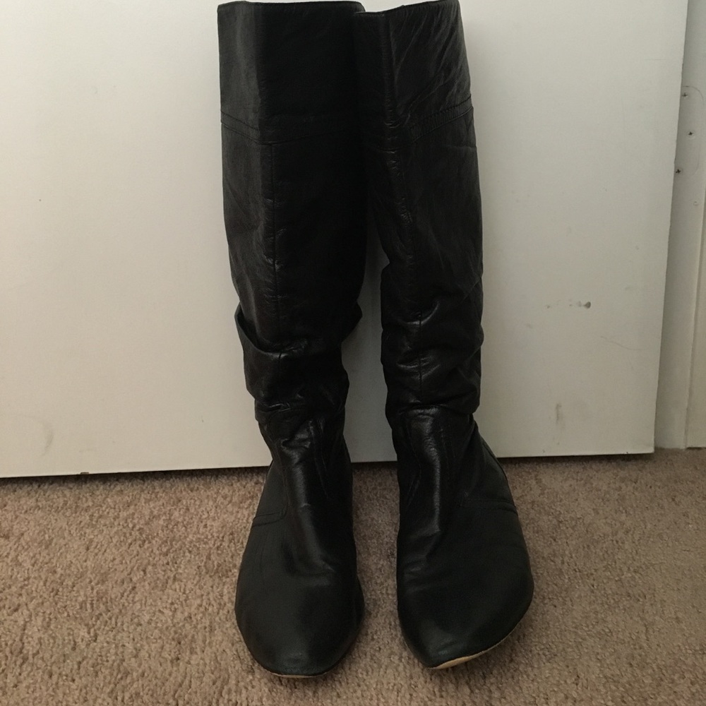 Black Steve Madden leather  boots