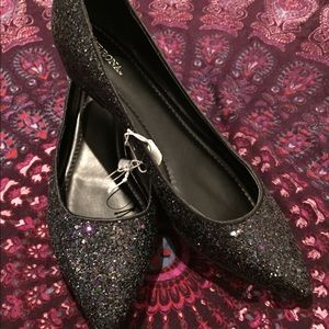 Merona Multi color sparkle pointed Flats