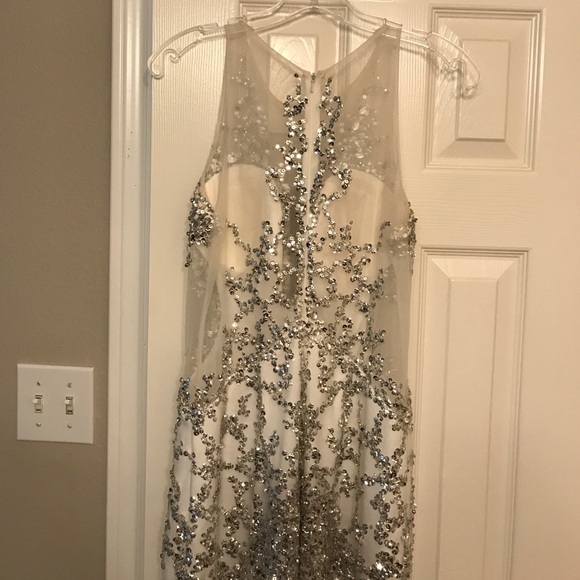 Jovani Prom Dress Size 6 - Picture 4 of 4