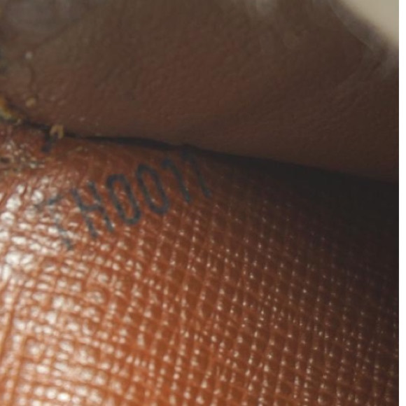 LOUIS VUITTON Portemonnaie cult Cles Coin Wallet - Picture 7 of 8