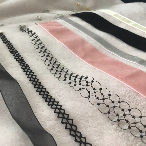 Choker collection - Picture 2 of 4