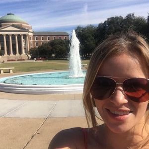 Meet your Posher, Mariela