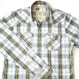 Hollister Pearl Snap Button-down size XL