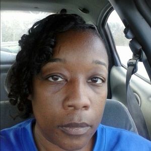 Meet your Posher, Monique