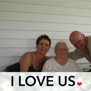 Meet your Posher, Bobbie