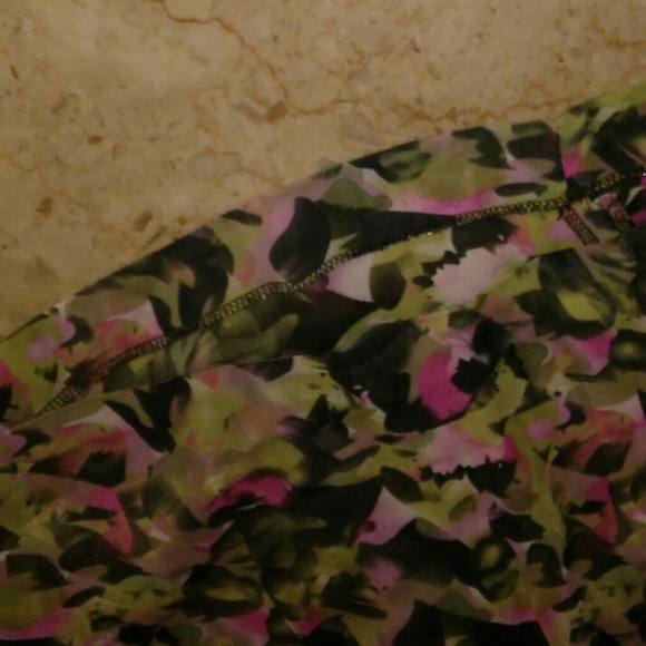 NWOT Urban Outfitters Dylan and Rose Skirt - Picture 4 of 4