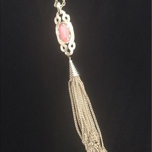 Kendra Scott pendant necklace