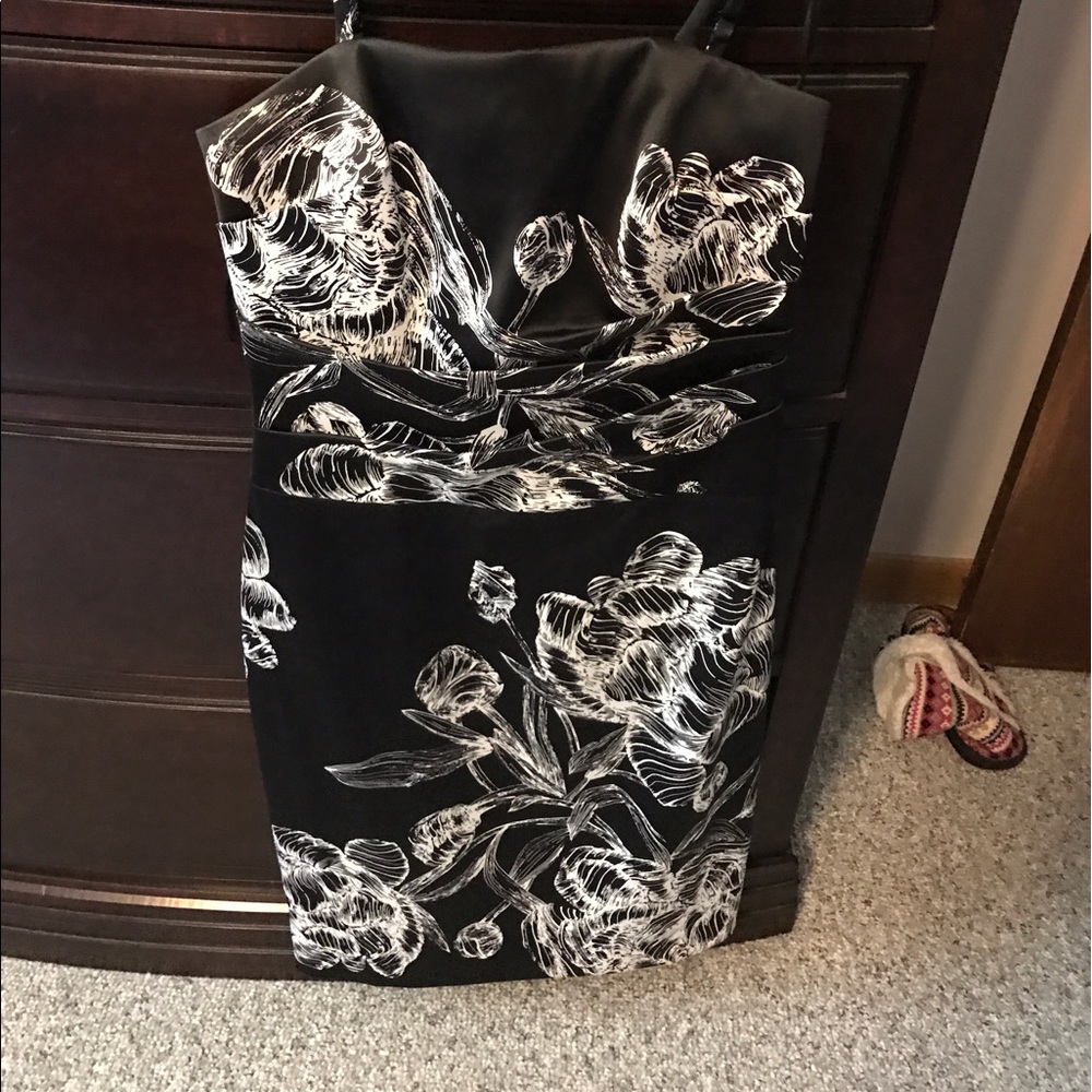 White House black market dress