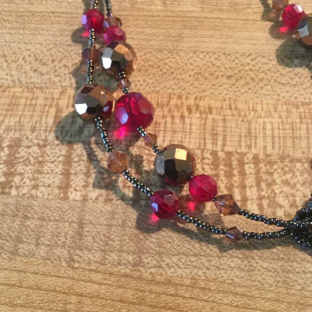 Lia Sophia necklace - Picture 2 of 5