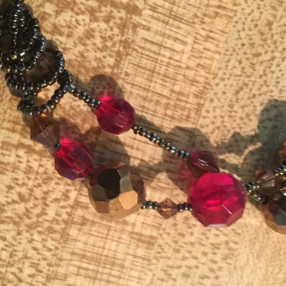 Lia Sophia necklace - Picture 3 of 5