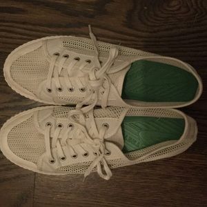 White shoes they are mesh and only worn once