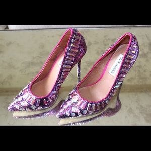 Steve Madden - Galaxy Pumps - Size 6.5
