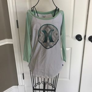 Hurley baseball tee