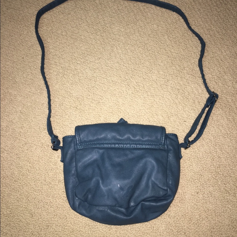 Purses/Satchels - Picture 5 of 8