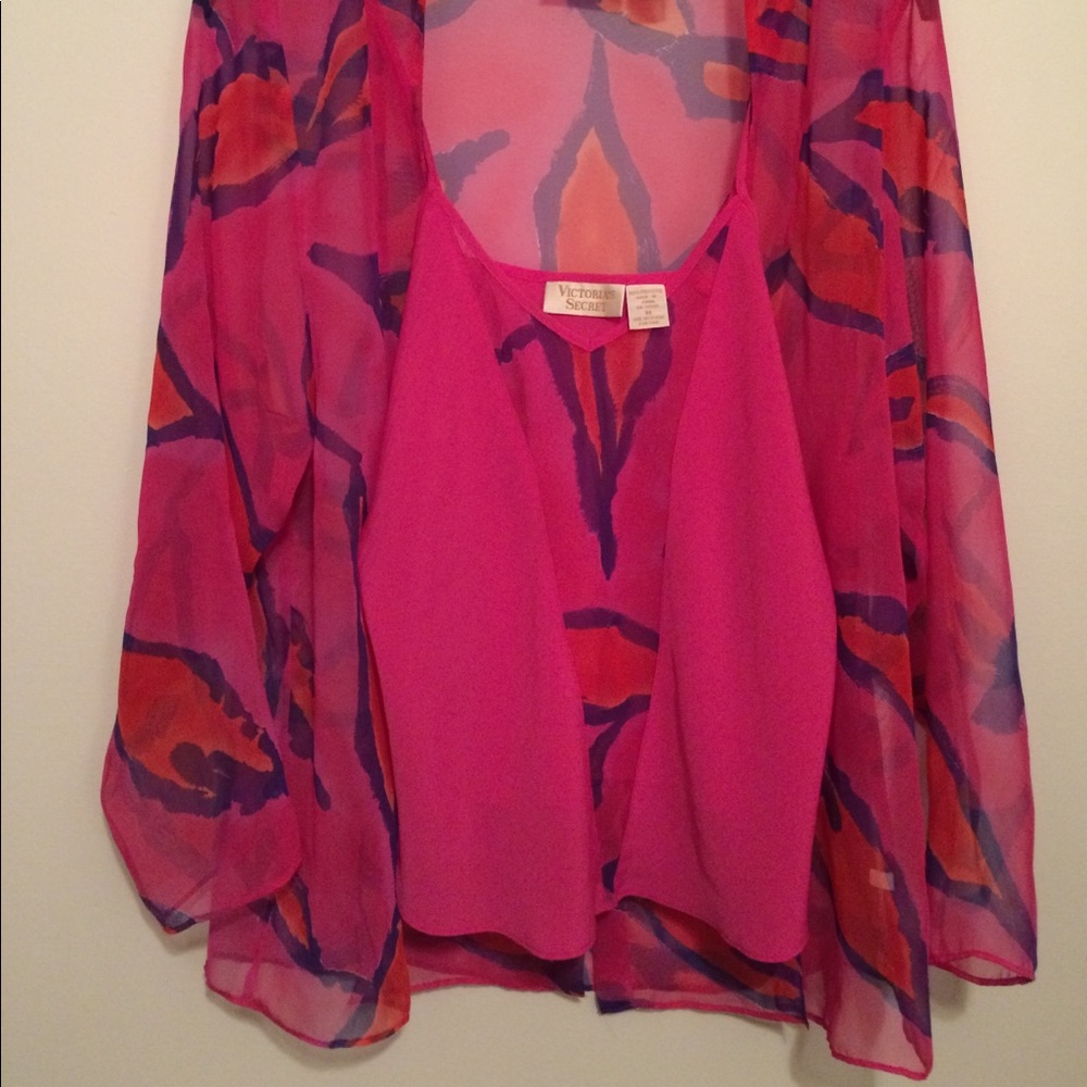Victoria's Secret ! 2 piece, flowing loose fitting - Picture 3 of 3