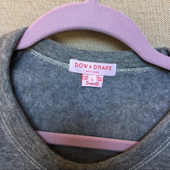 Bow & Drape sweatshirt - Picture 2 of 4