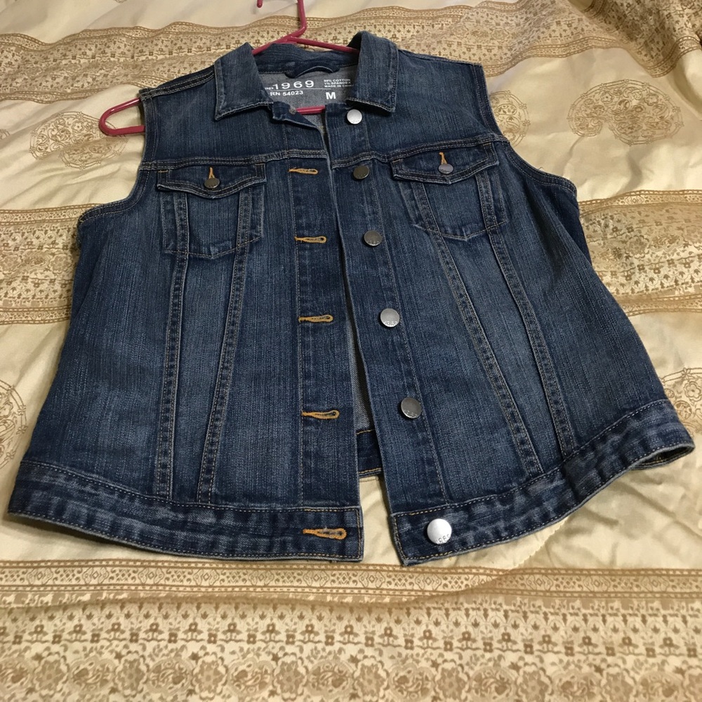 Jeans vest and top