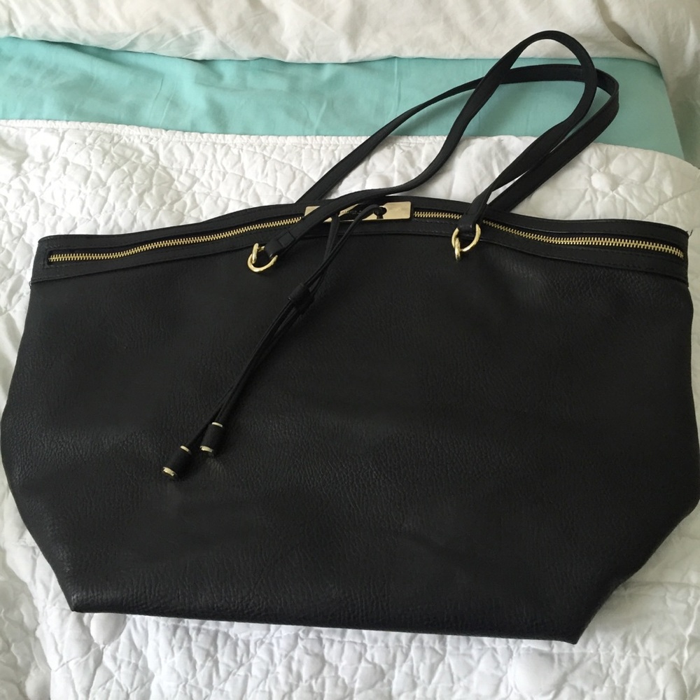 OLIVIA +JOY HANDBAG.