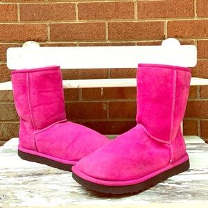 UGG Classic II Boot Pink