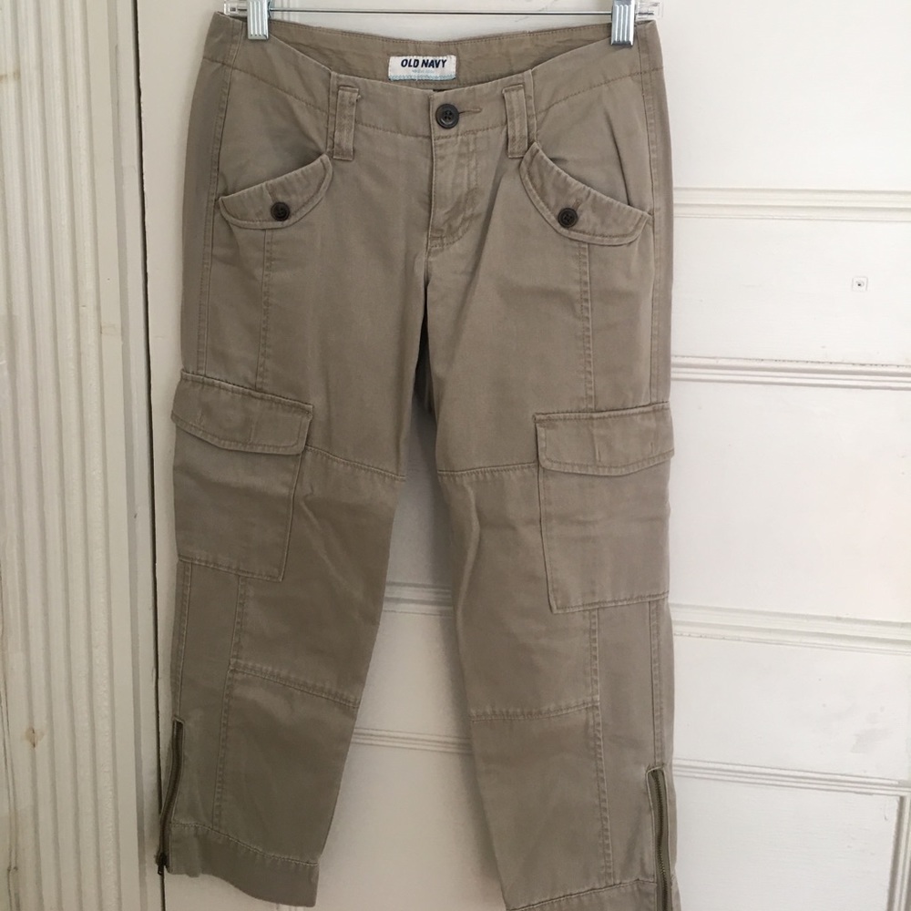 Old Navy Kaki Pants