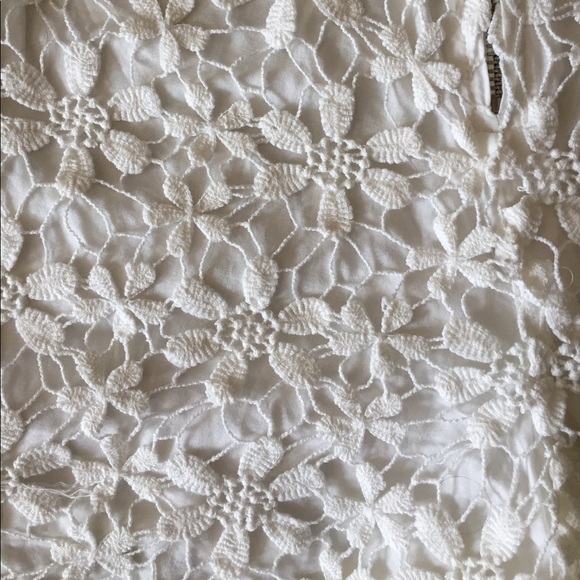 LF White Floral Crochet Shorts - High Waisted - Picture 4 of 8