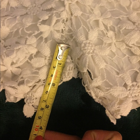 LF White Floral Crochet Shorts - High Waisted - Picture 8 of 8