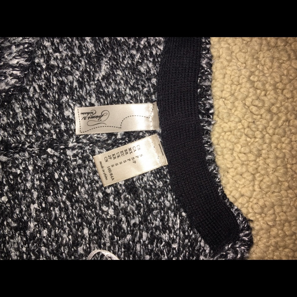 Open sweater - Picture 2 of 4