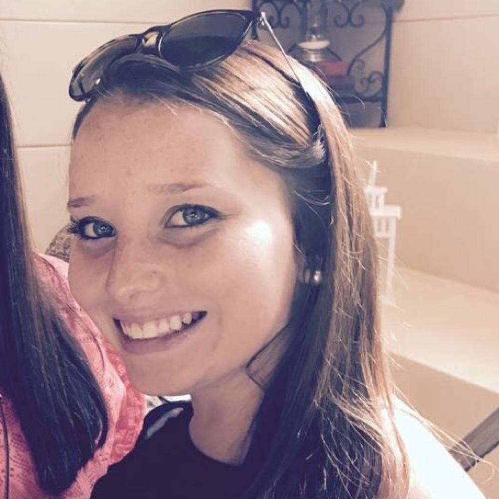 Meet your Posher, Lauren
