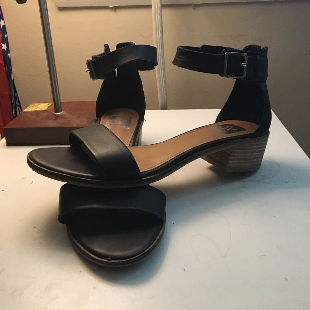 DV Sandals