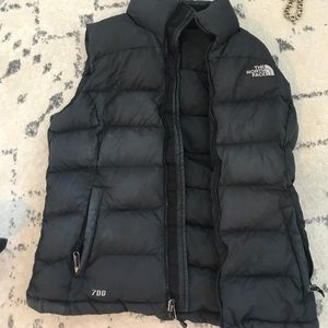North face size small vest black