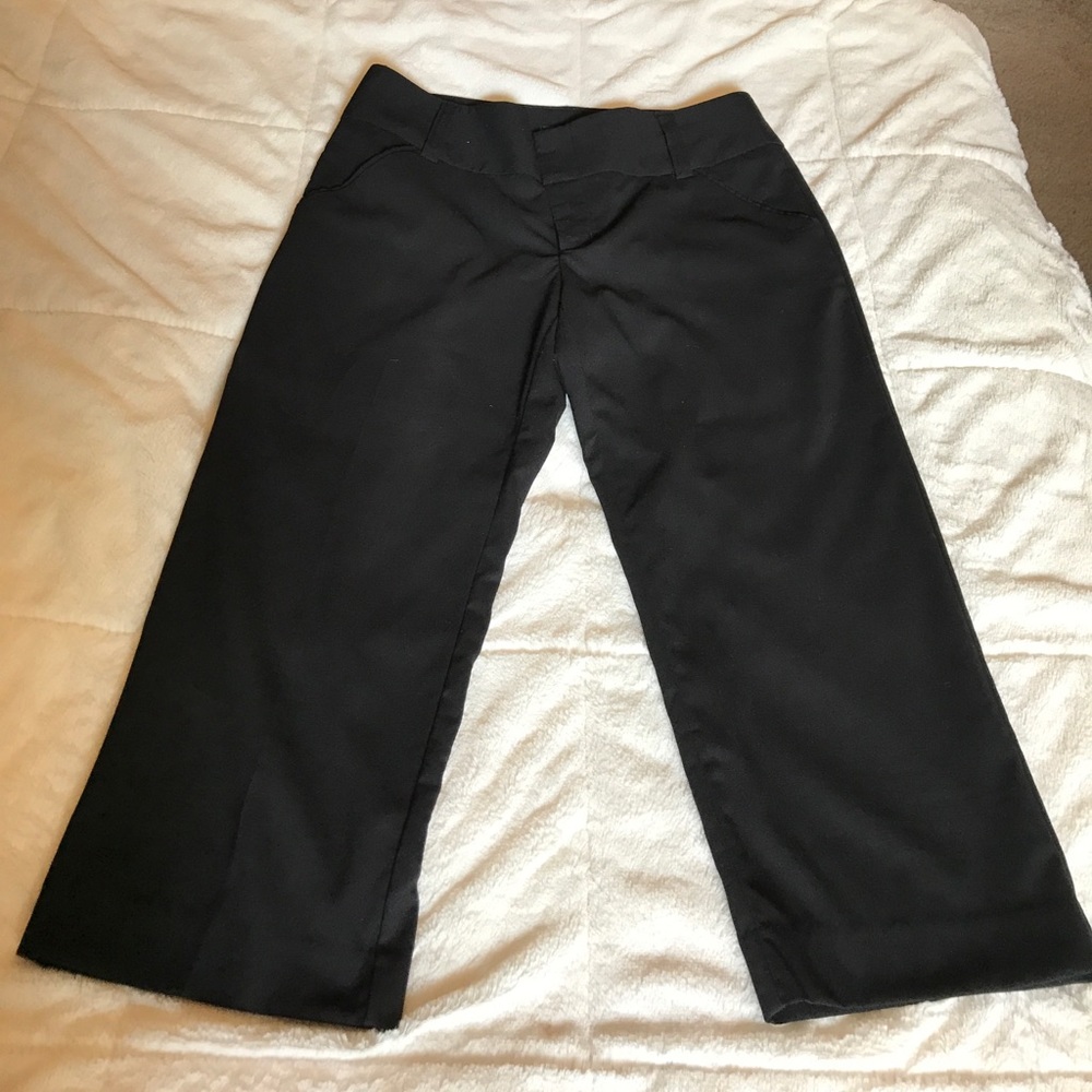 Black dress capris