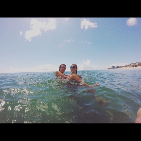 Meet your Posher, Eliza - Picture 1 of 1