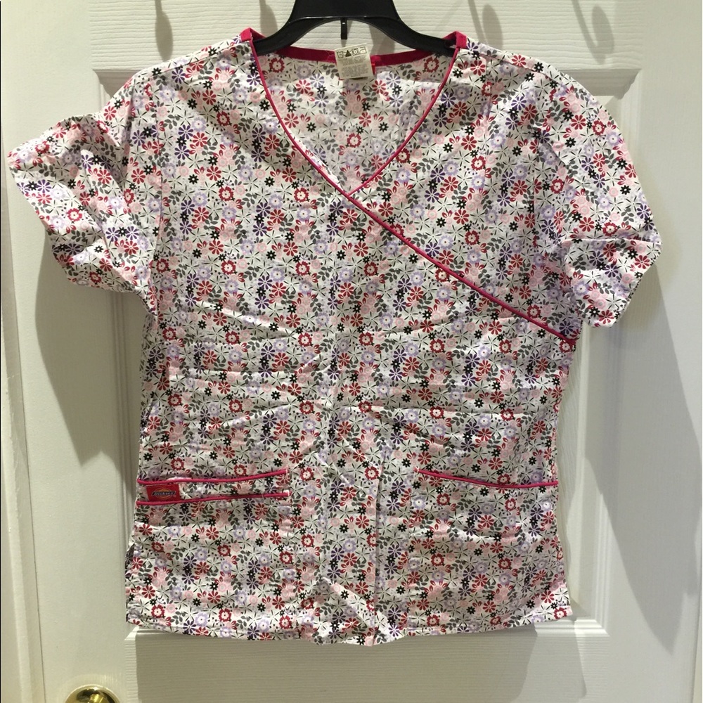 Dickies Scrub Top