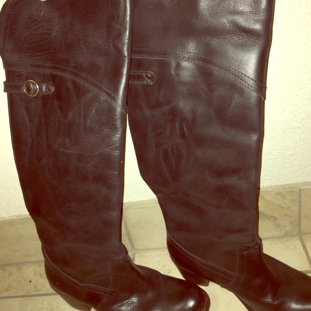 FRYE BOOTS