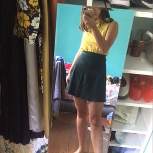 Green knit skirt