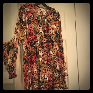 Umgee USA floral bell sleeve dress sz L