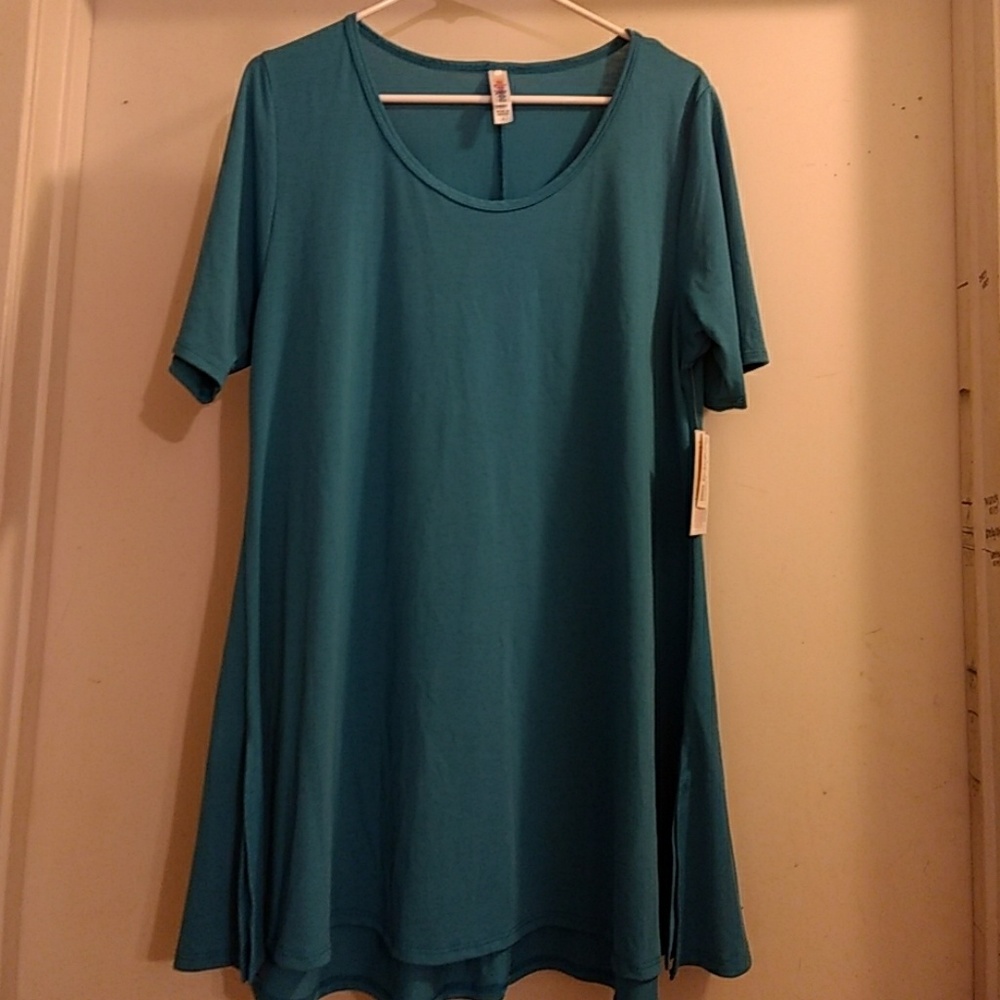 Lularoe perfect t. Bnwt