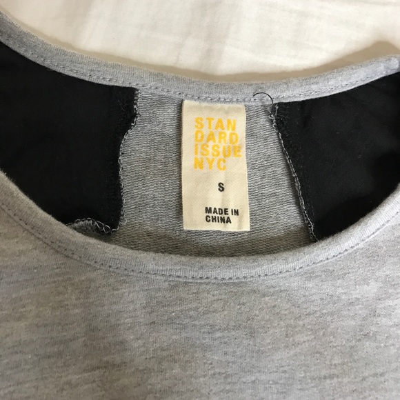 Standard issue NYC T-shirt - Picture 4 of 5