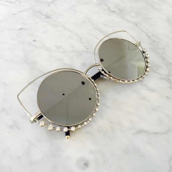 ❗️New! "Marilyn" || Retro Rhinestone Sunglasses💕 - Picture 3 of 6
