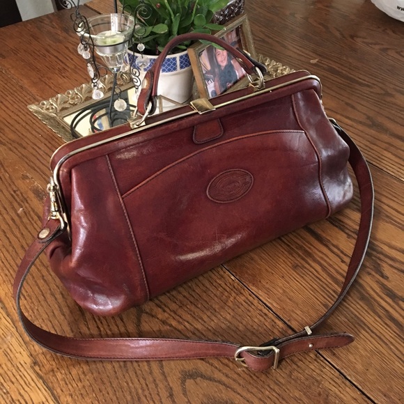 Vintage Oroton bag. - Picture 1 of 7