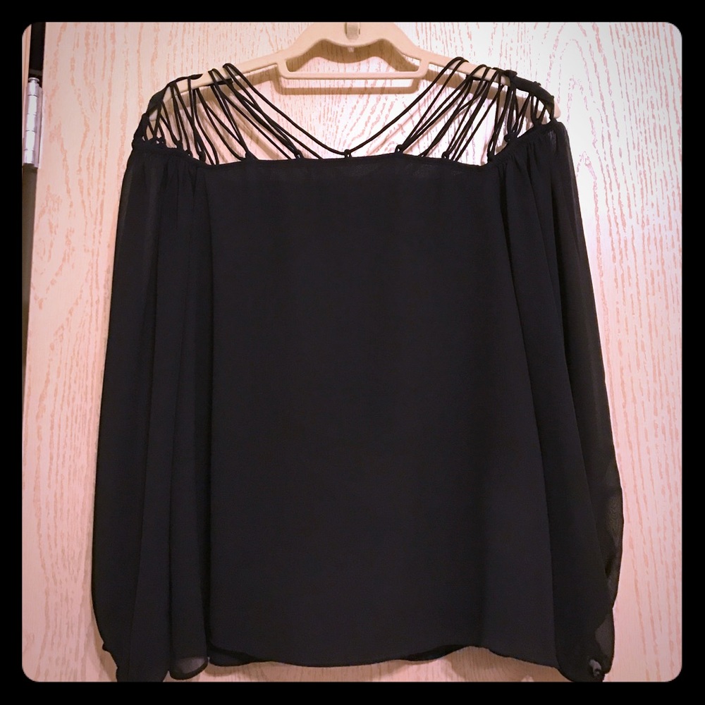 Express Rope Off the Shoulder Top Size Small