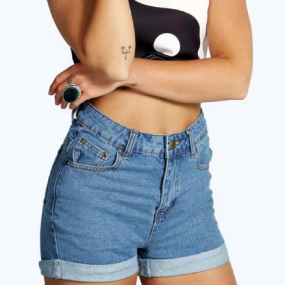 Denim Jean Mom Shorts (reserved) 💖