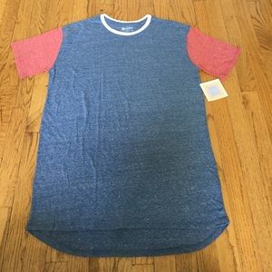 PRICE FIRM LuLaRoe Patrick tee