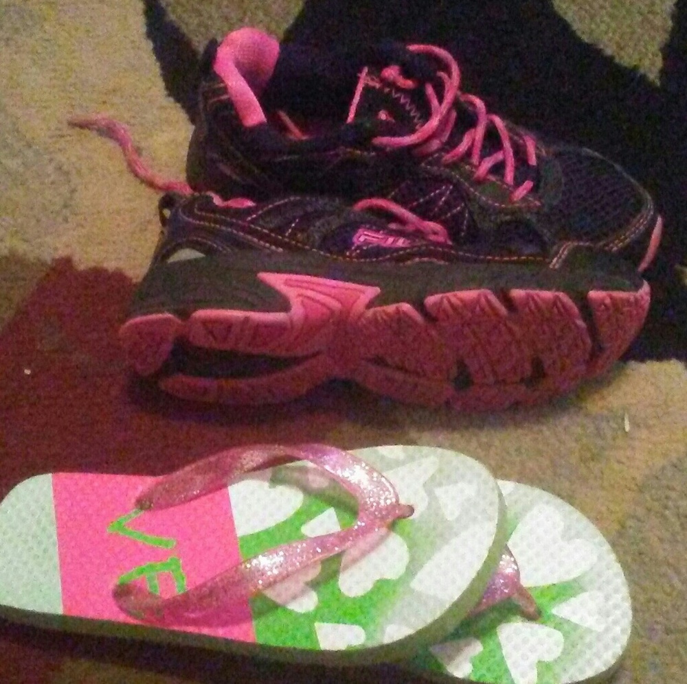 Girls fella shoes