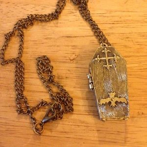 Secret pendent necklace