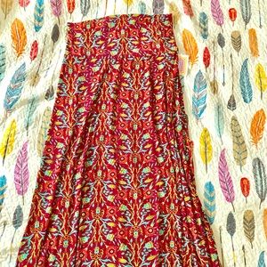 Lula roe Maxi skirt with a royal pattern