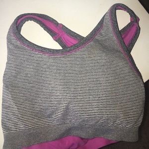 Sports bra