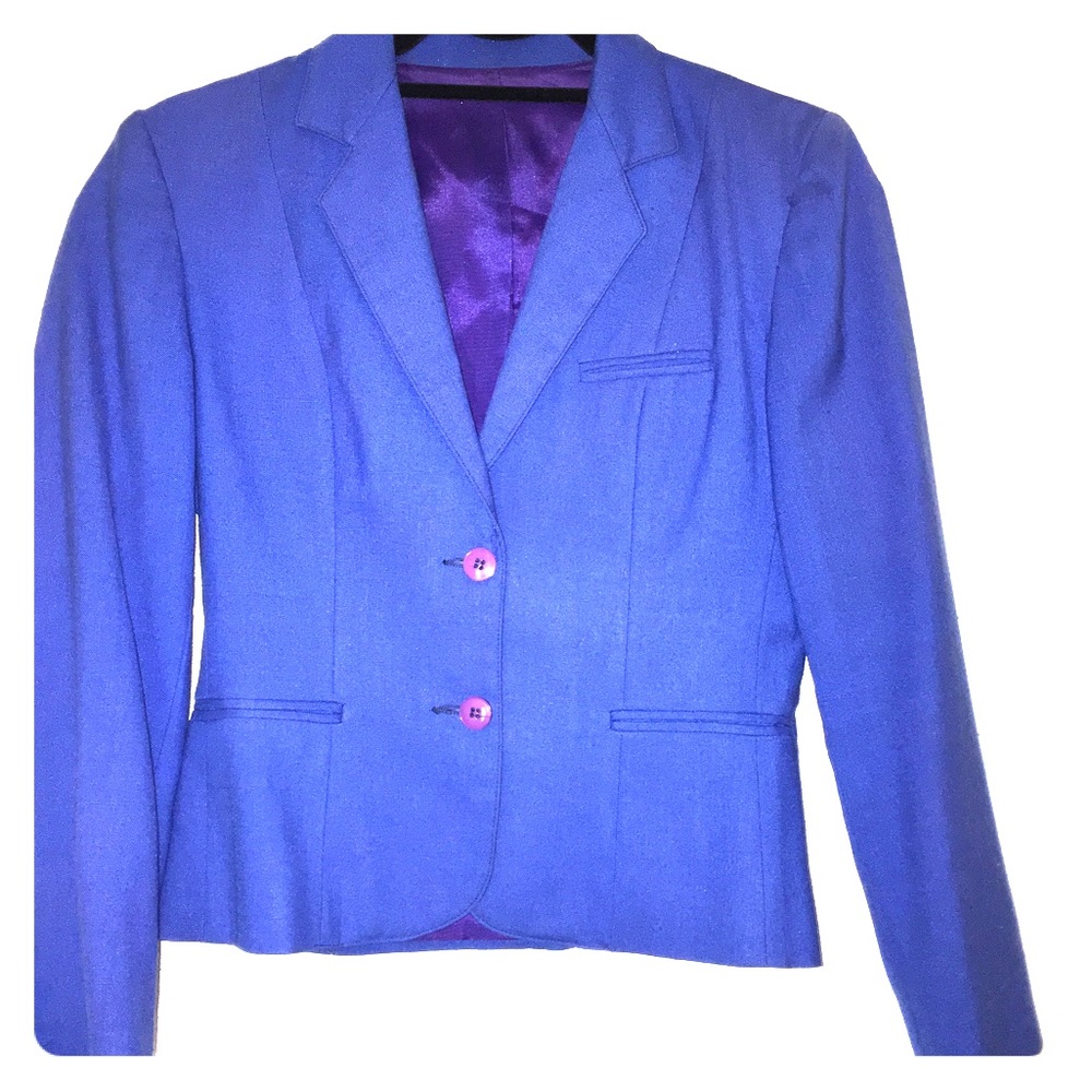 Richard Neal blue blazer