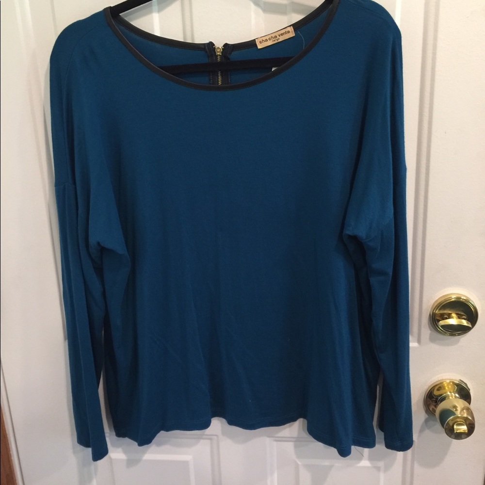 NWT Teal Green Cha Cha Vente Top L