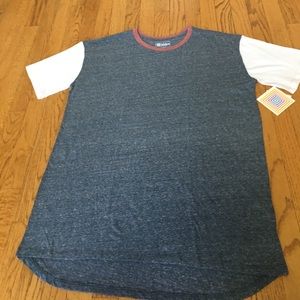 PRICE FIRM LuLaRoe Patrick tee